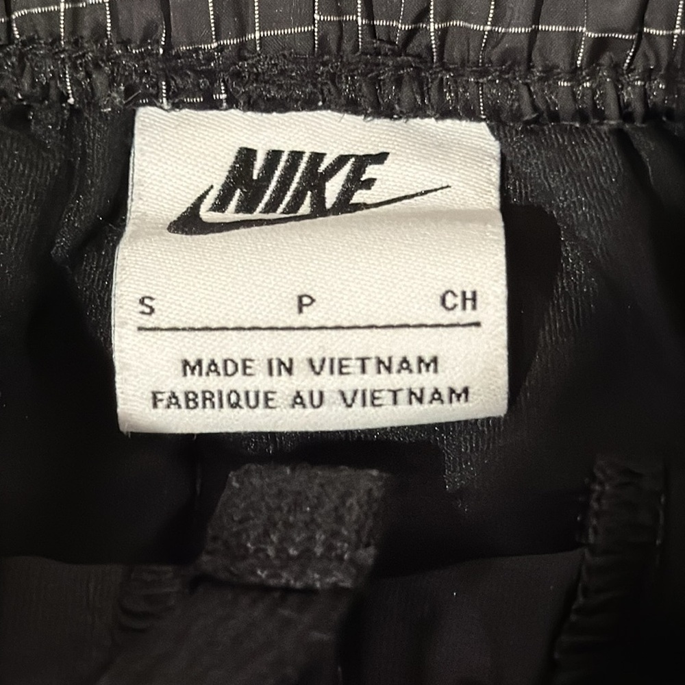Nike Sweatpants - Picture 6 of 7